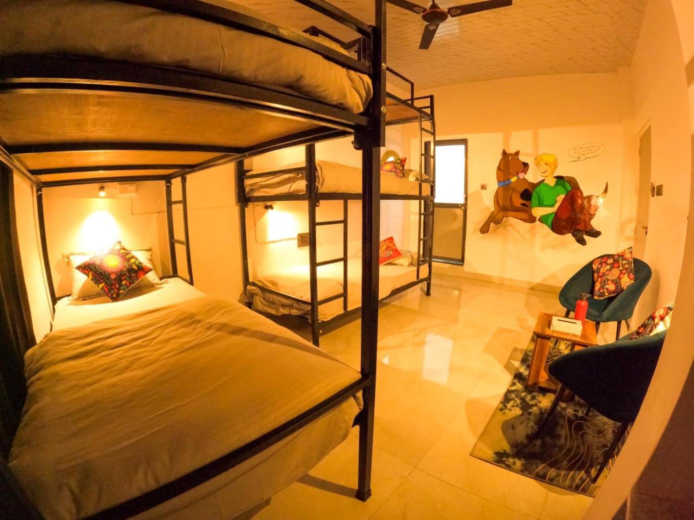Hotel Funky Backpackers à Udaipur Extérieur photo